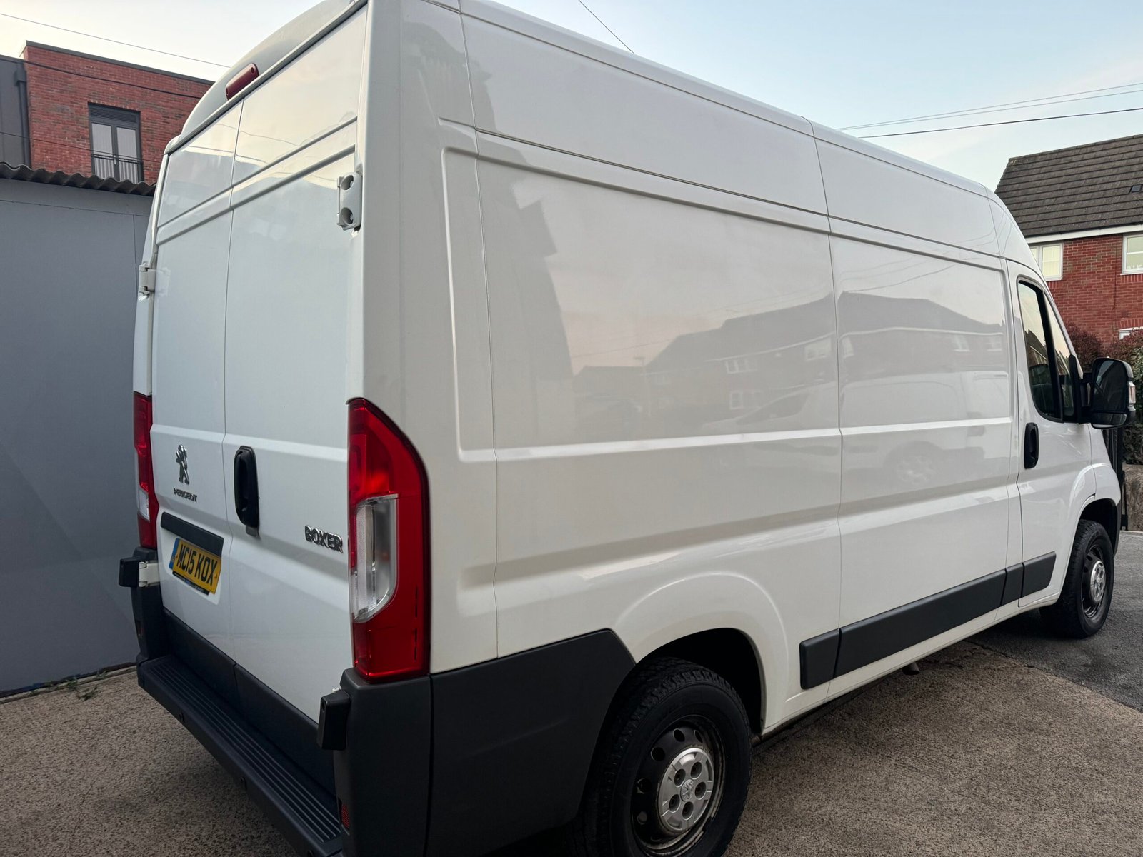 
								Peuegot Boxer 2.2 Professional L2 H2 full									