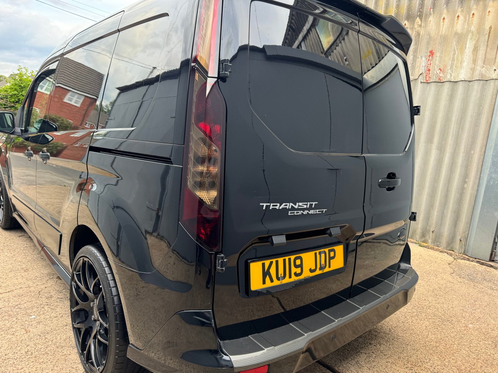 
								Ford Transit Connect Limited 1.5 Sport 2019/69  SOLD full									
