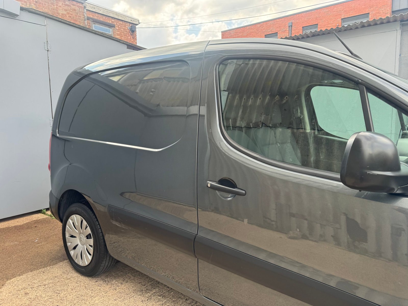 
								Citroen Berlingo Enterprise 1.6HDi 2016/16 full									