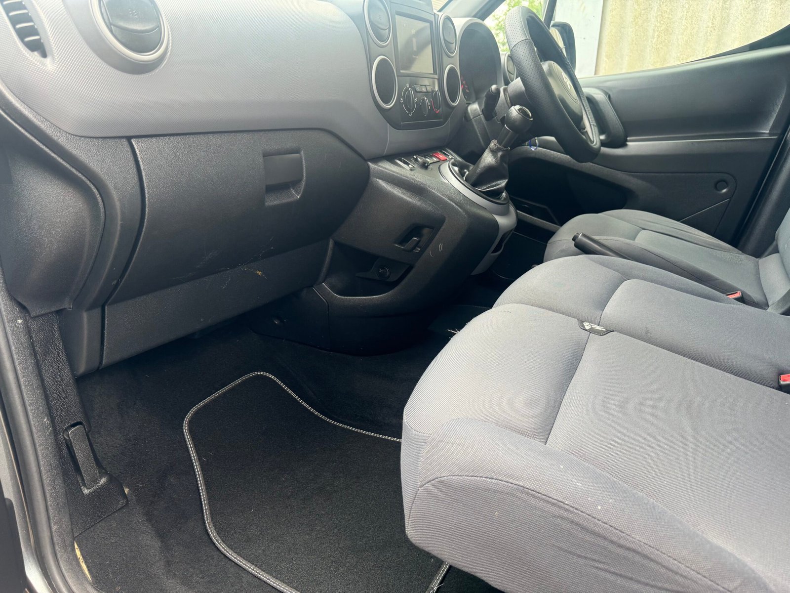 
								Citroen Berlingo Enterprise 1.6HDi 2016/16 full									