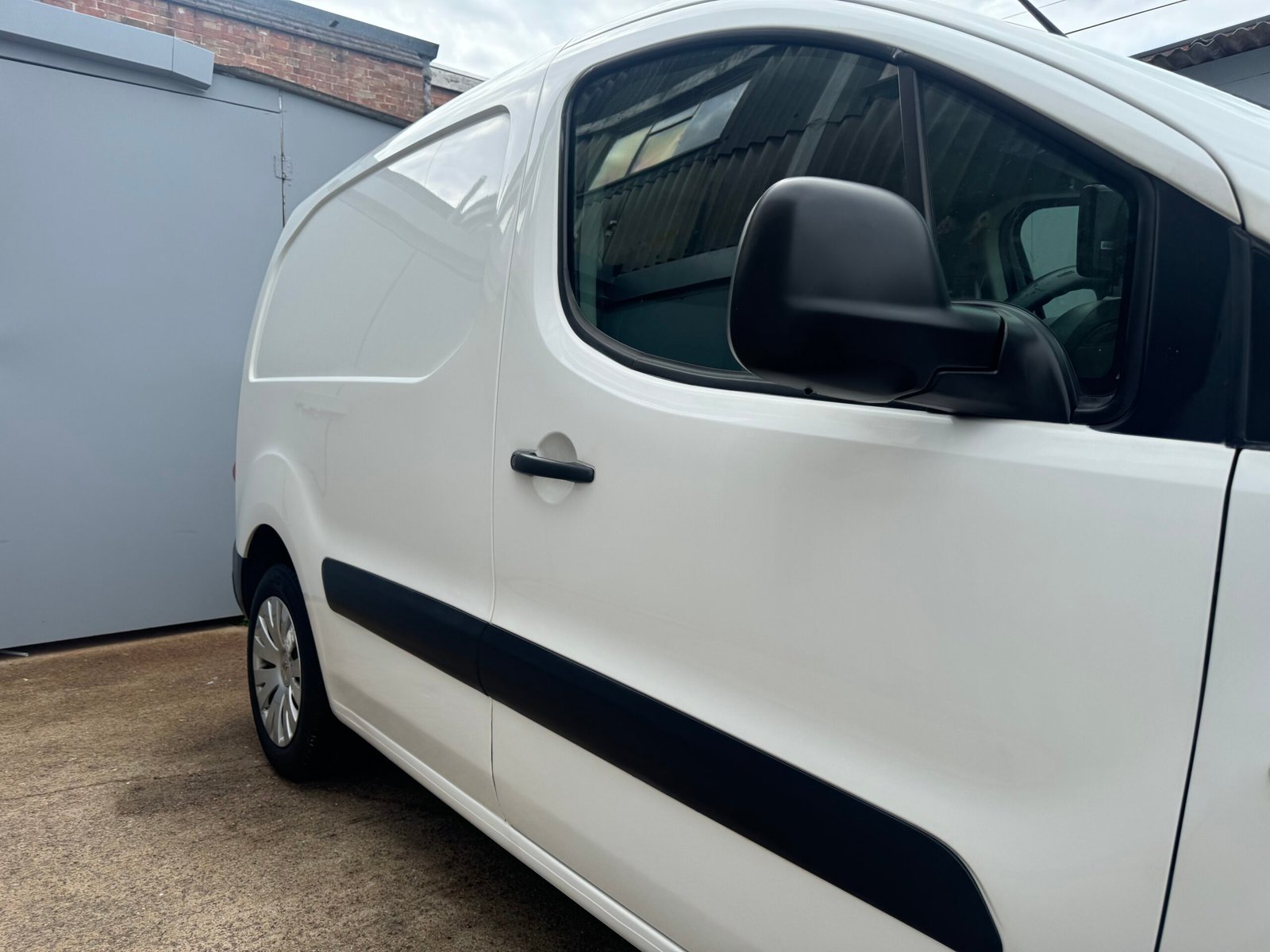 
								Citroen Berlingo Enterprise 1.6HDi 2015/65 full									