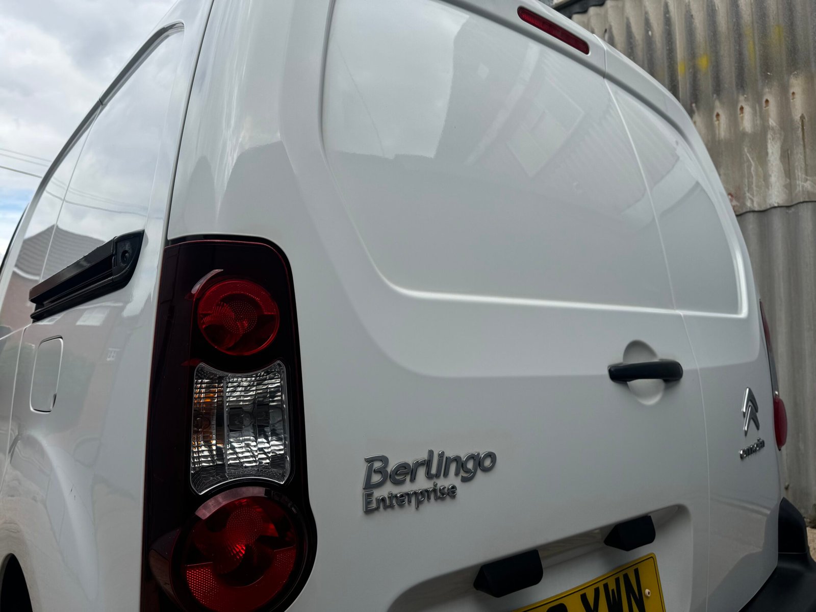 
								Citroen Berlingo Enterprise 1.6HDi 2015/65 full									