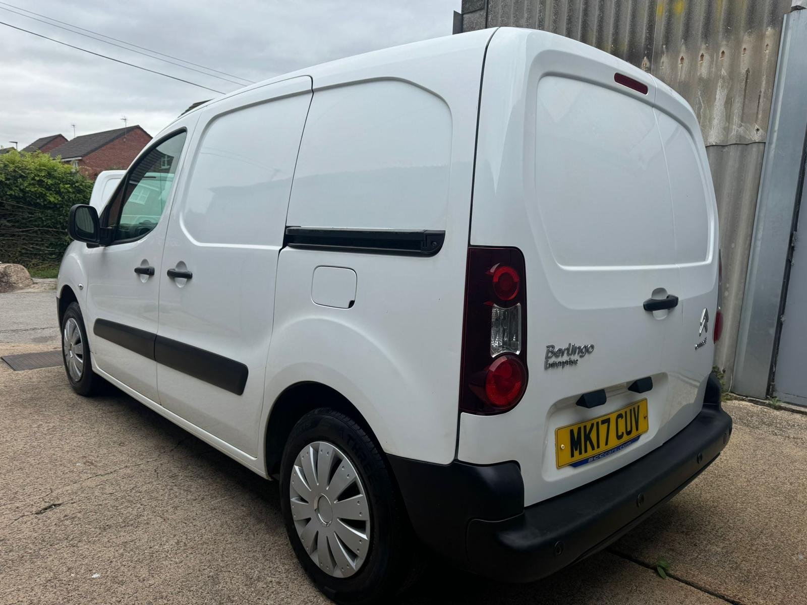 
								Citroen Berlingo Enterprise 1.6 BlueHDi full									