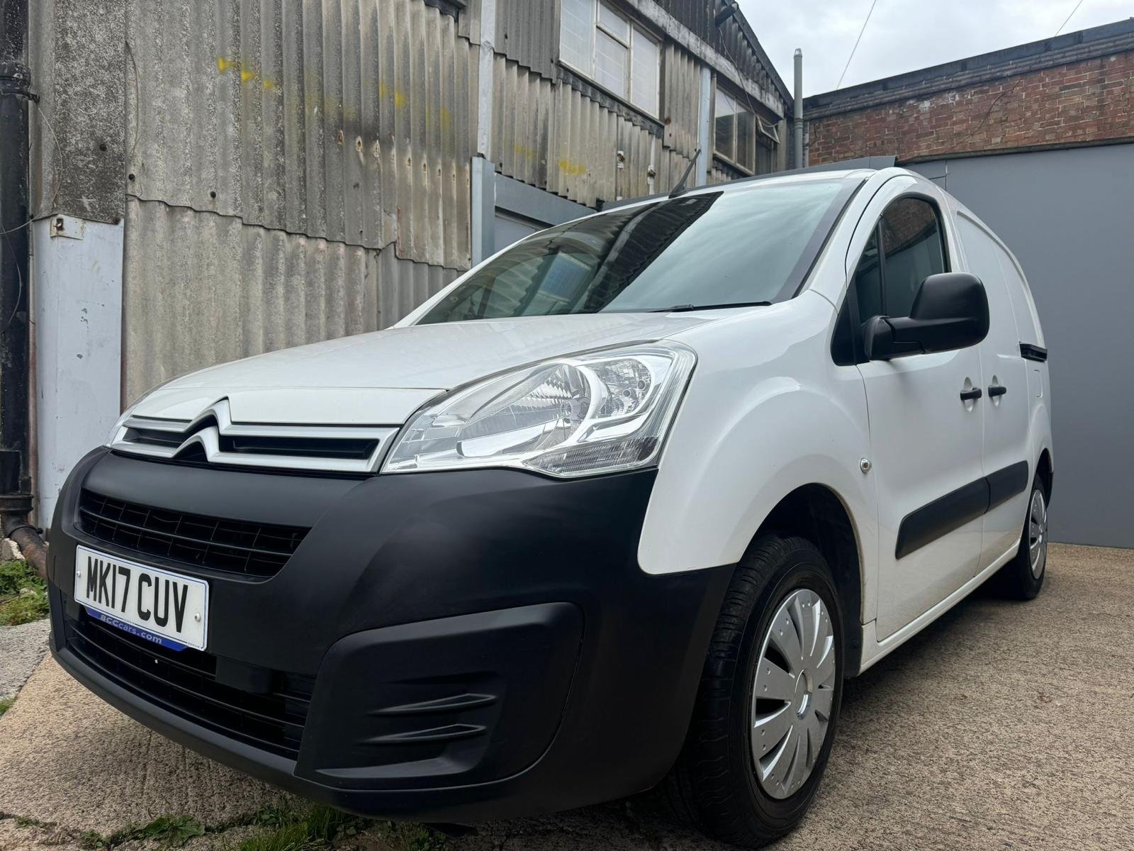 
								Citroen Berlingo Enterprise 1.6 BlueHDi full									